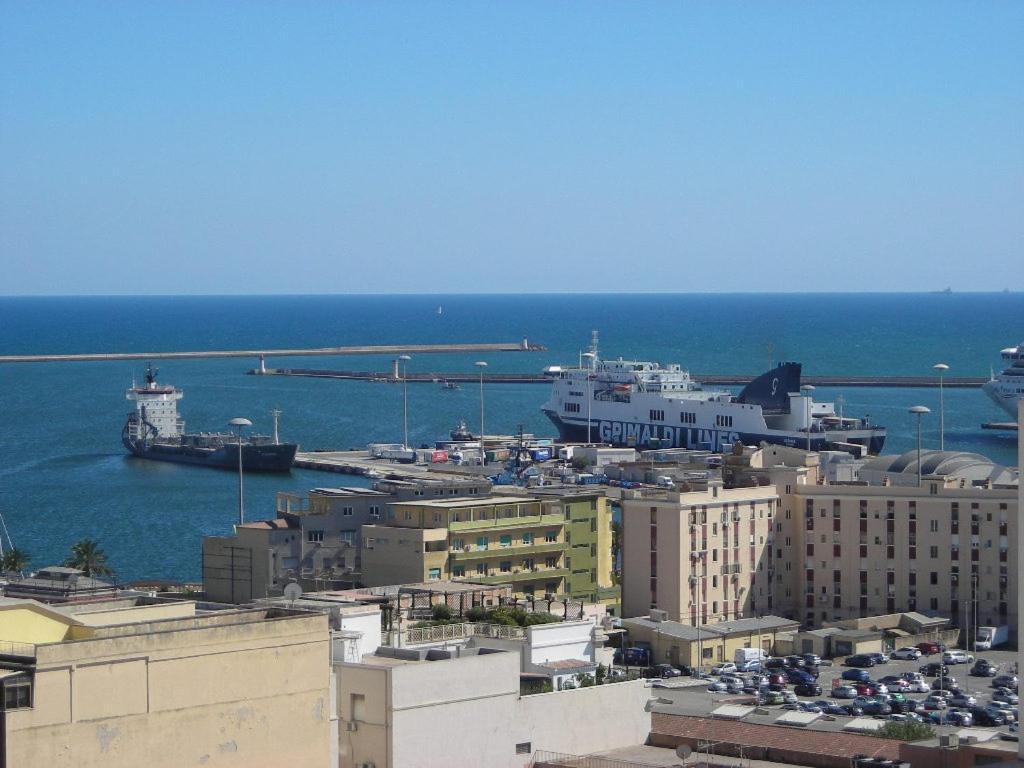 Appartamento Panoramico Cagliari, I Tre Grilli, Centro Exterior photo